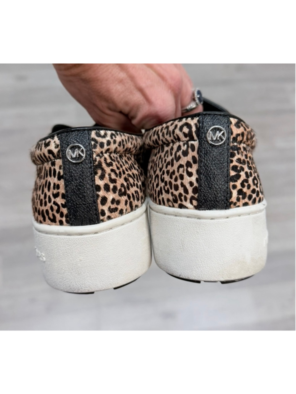 Michael Kors Trent Slip On Sneaker in Leopard Sz 8! - Picture 2 of 7